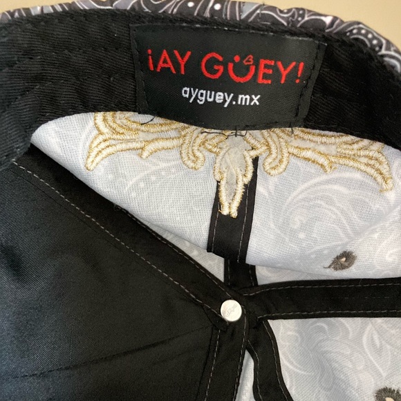 ¡Ay Güey! Tiger Cap, Hat, Tatoo Style Design, Gold Embroidery, Black,Gray, Gold - Picture 6 of 7